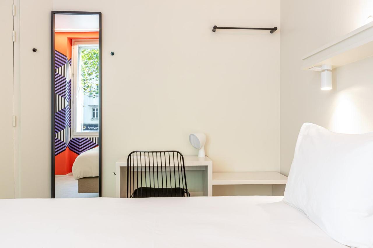 Graphik Montparnasse Hotel Paris Eksteriør billede