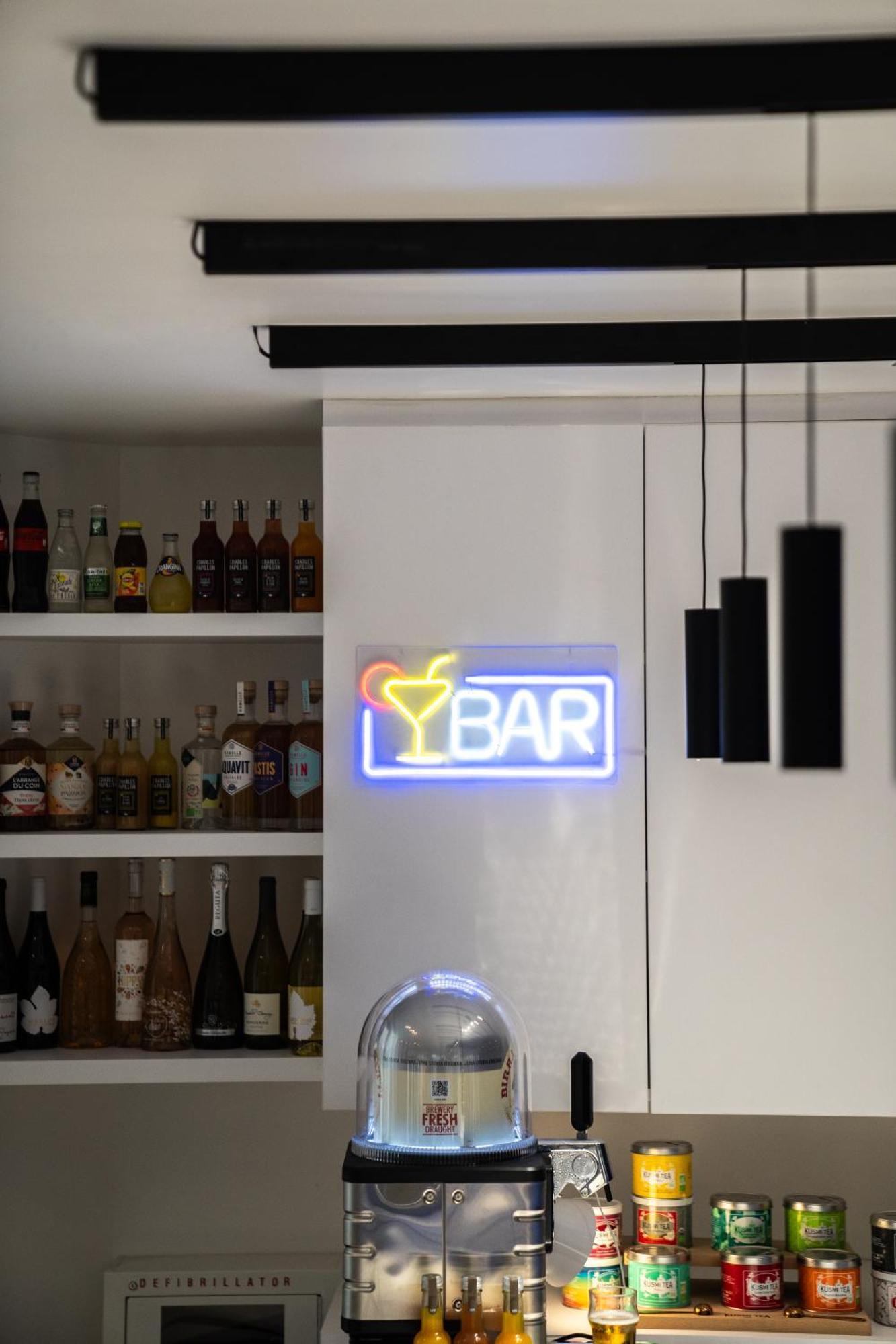 Graphik Montparnasse Hotel Paris Eksteriør billede